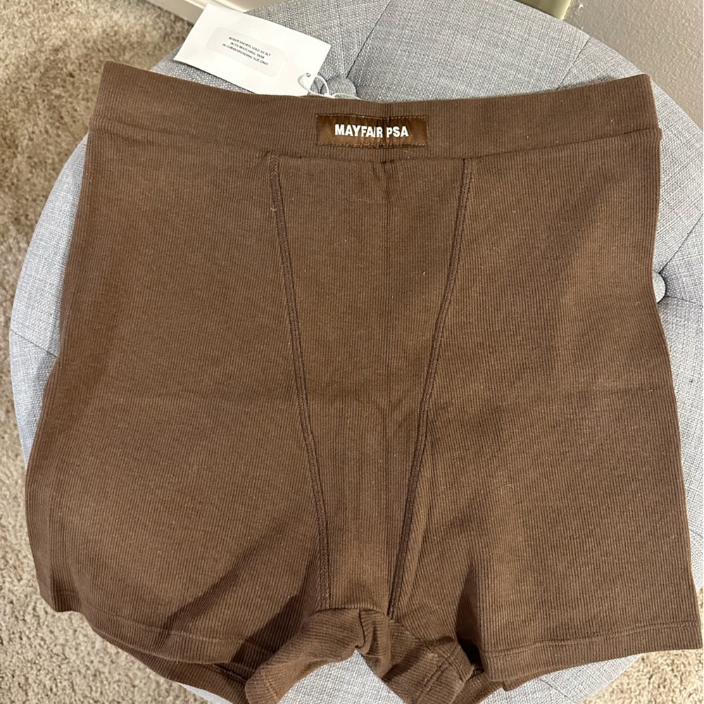 Vamp Boutique Ribbed Brown Biker Shorts